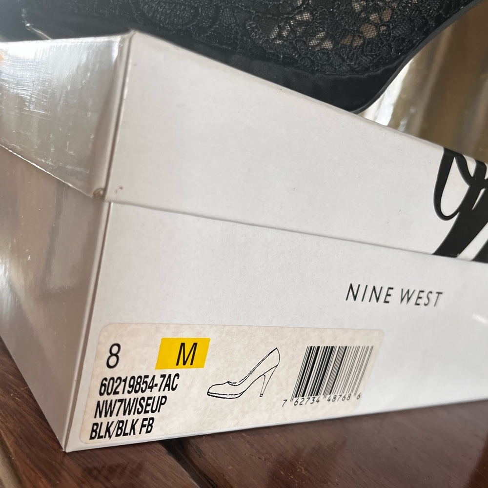 Nine West lace fabric black 4” heels shoes - Picture 7 of 10